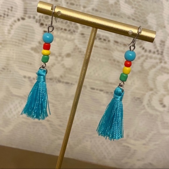 Anthropologie Turquoise Tassel Beaded Earrings red - Picture 2 of 3